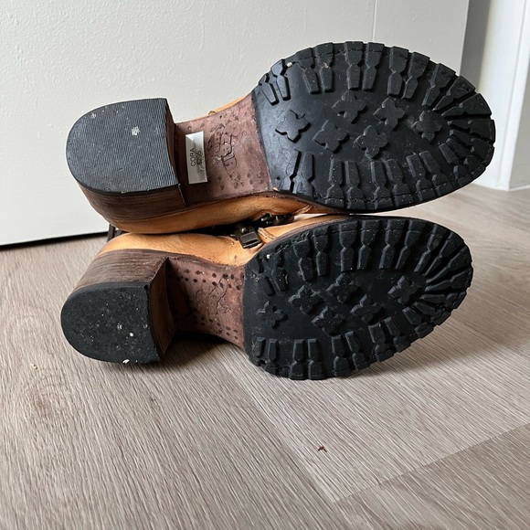 Freebird by Steven Cora EUC - Picture 3 of 5